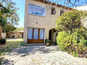 Maison T3 à Six-Fours avec Jardin, Parking Privé, Wi-Fi et Proche Plages - FR-1-316-317